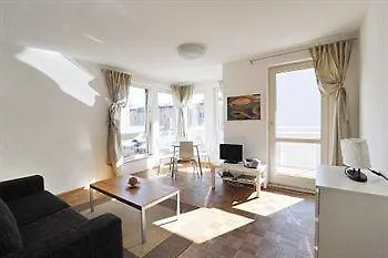 Inn Sight - Government District Berlin 4*,  Deutschland