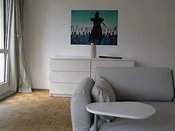 Inn Sight - Government District Berlin Hotel